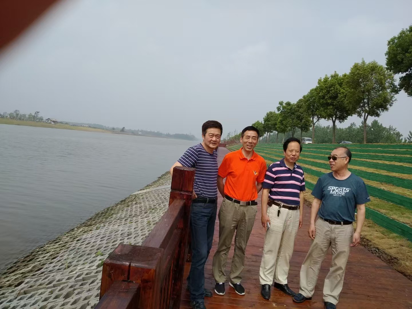 参观休闲